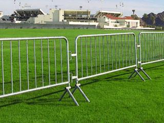 移動(dòng)護(hù)欄網(wǎng)